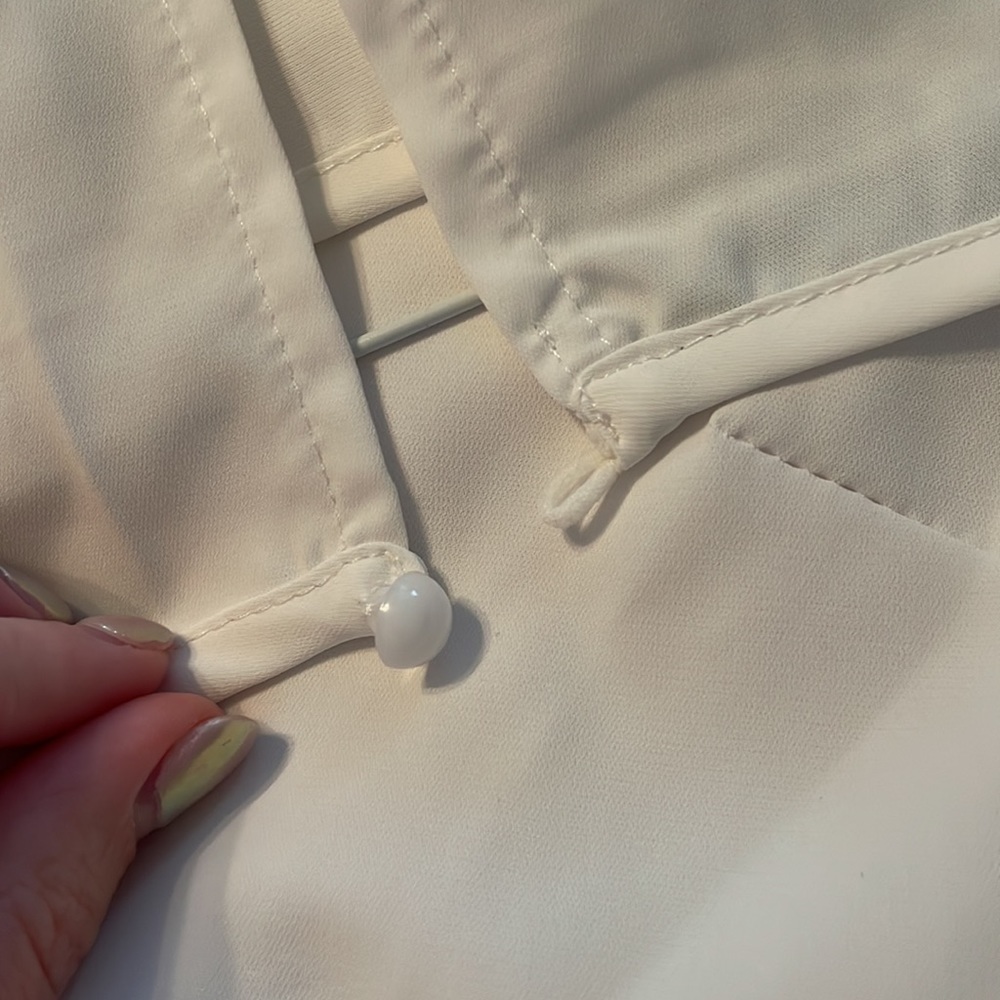 Shein white blouse - Picture 5 of 5